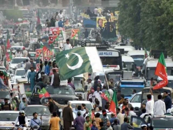 خندقیں