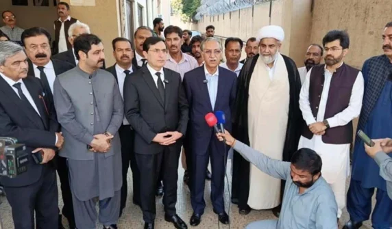 نیئر بخاری
