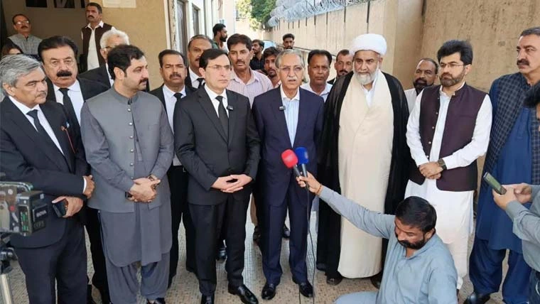 نیئر بخاری
