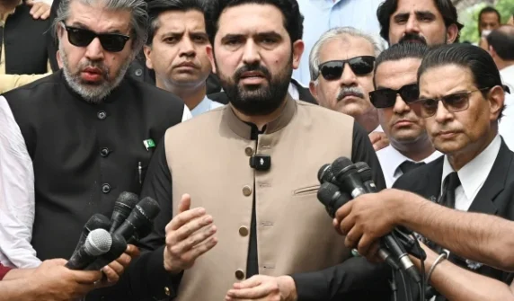 وارنٹ جاری